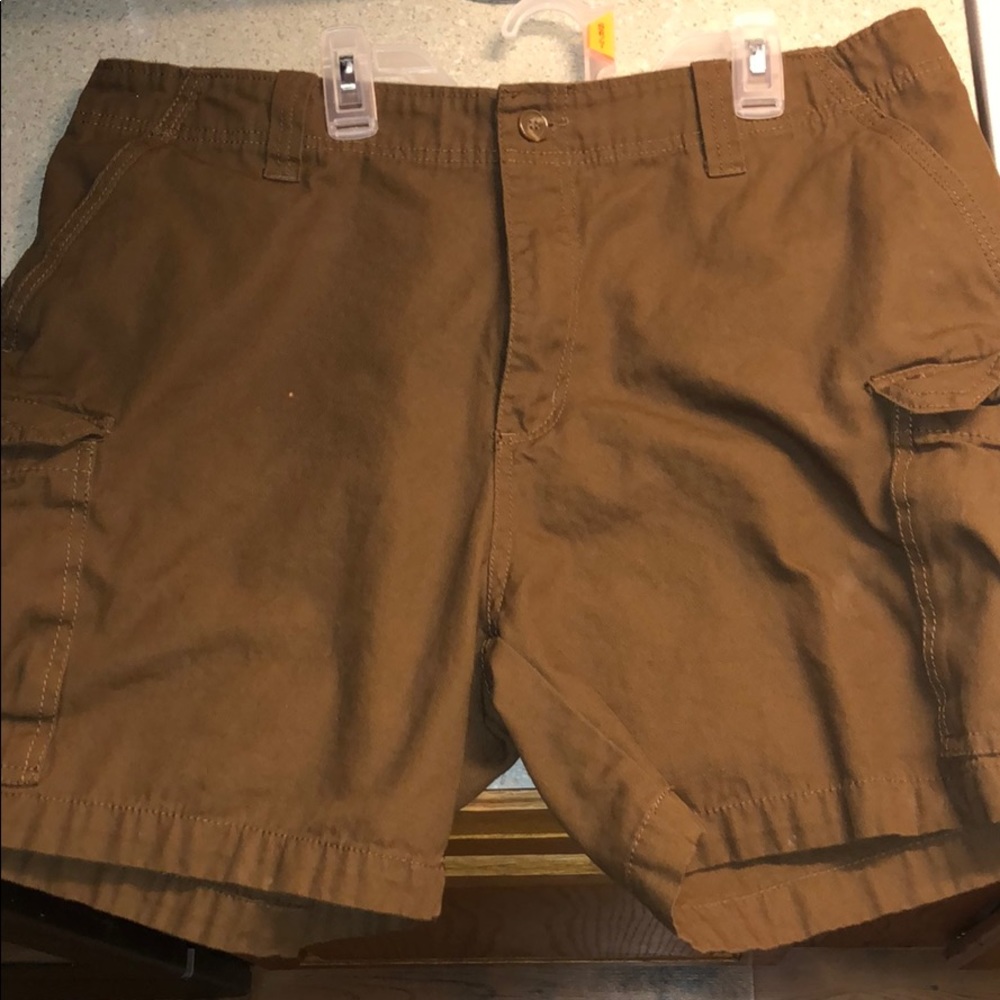 Men’s cargo shorts size 38